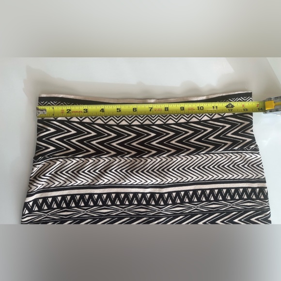 B-envied Bodycon Mini Skirt - Picture 3 of 8